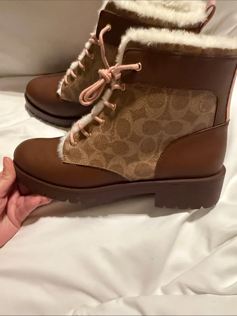 Coach Brown Leather Lace-Up Winter Boots with Cream Faux-Fur Trim